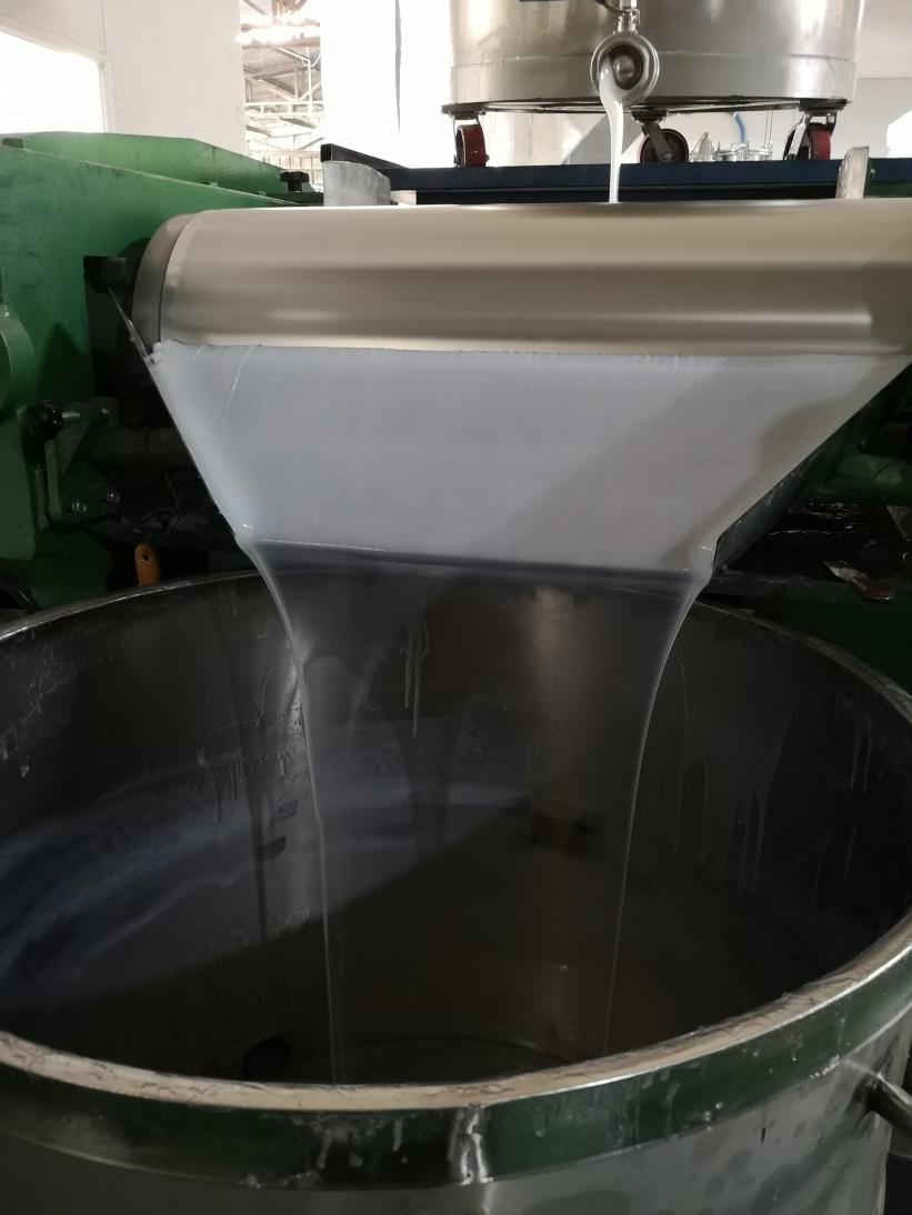 影響模具硅膠粘性因素有哪些？